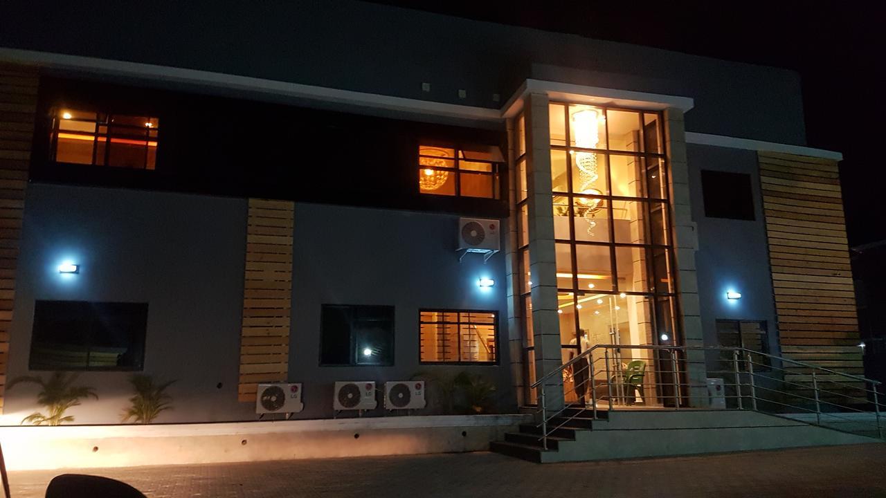 Iris Hotel Wuse 2 Abuja Exteriör bild