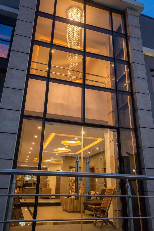 Iris Hotel Wuse 2 Abuja Exteriör bild