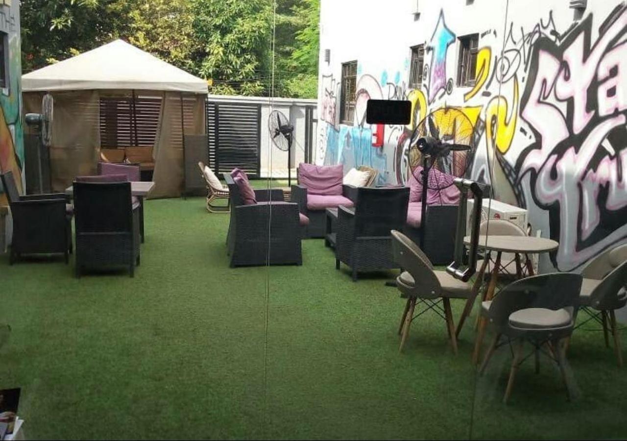 Iris Hotel Wuse 2 Abuja Exteriör bild